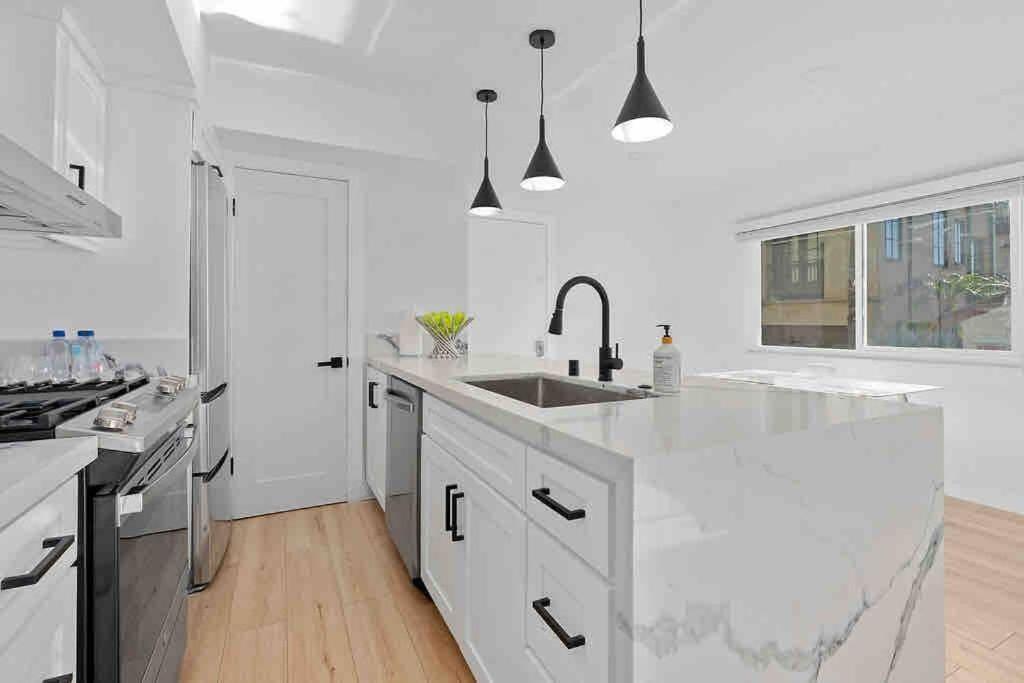 Brand New Ocean-View Beach Home Steps To The Sand! Manhattan Beach Esterno foto